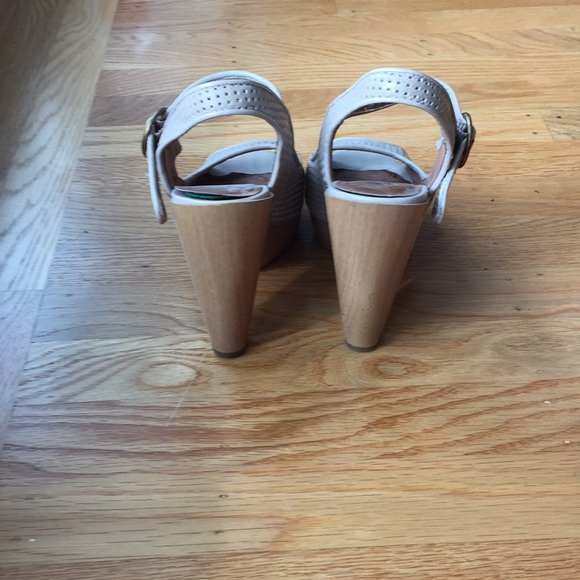 Lucky Brand Wood platforms, size 5.5. Gently worn - Picture 3 of 5